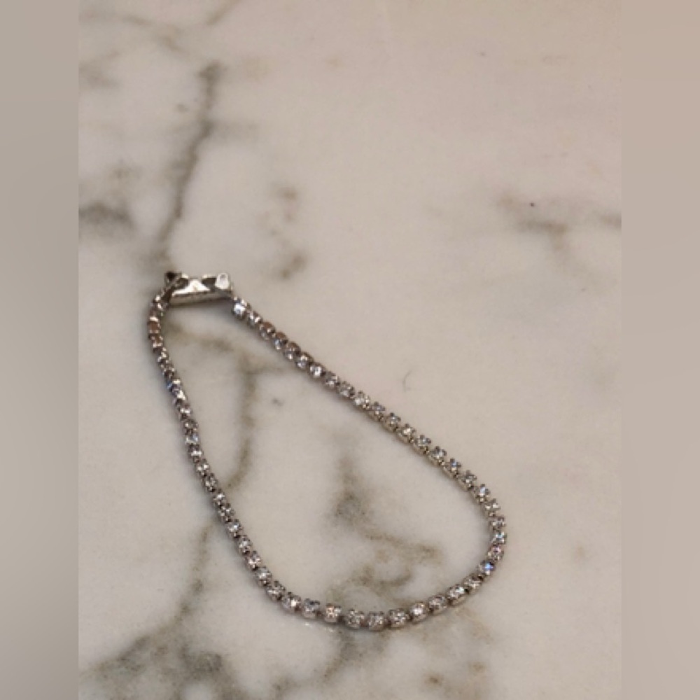 ⛱️🔥Silver Thin Rhinestone Tennis Bracelet - OS